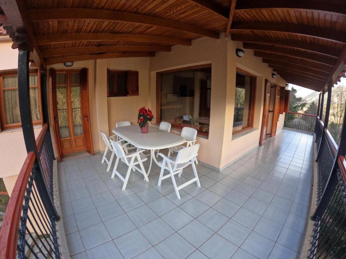 4 Seasons Tzoumerka Senses Holiday home *